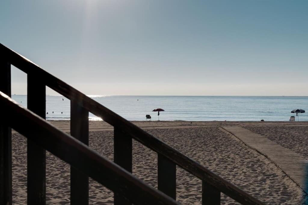 Exclusivo Apartamento Junto Al Mar エル・カンページョ エクステリア 写真